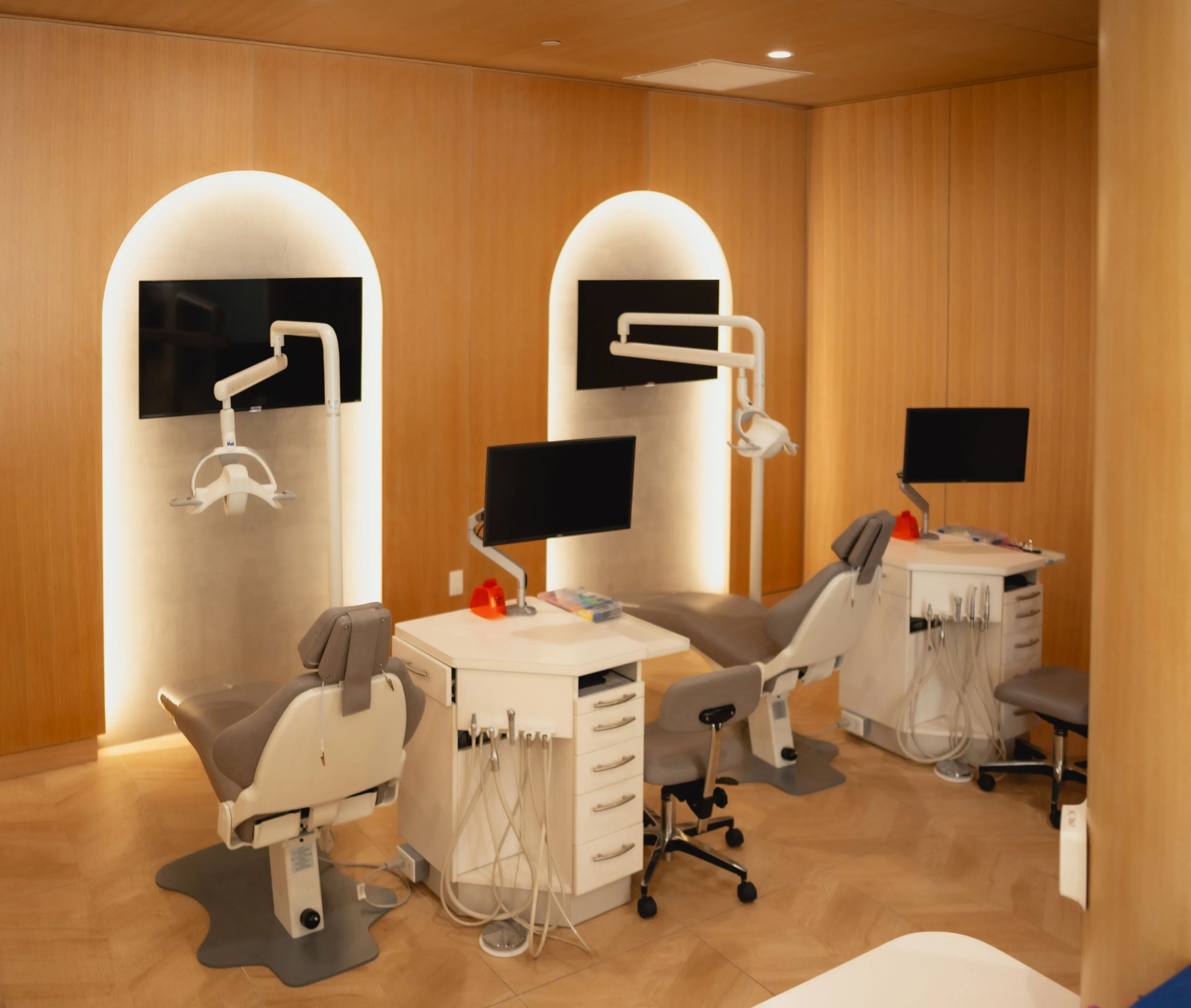 Advanced dental technology at ClearSmile